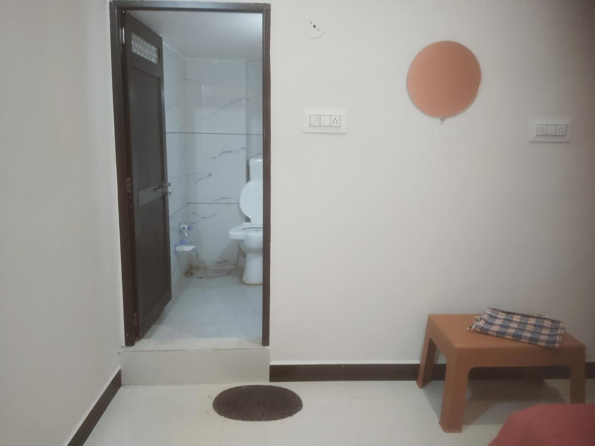 Shivlok Guest House 乌贾因 外观 照片